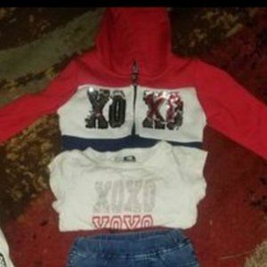 2T XOXO Sweatshirt, T Shirt and Stretchy Jeans